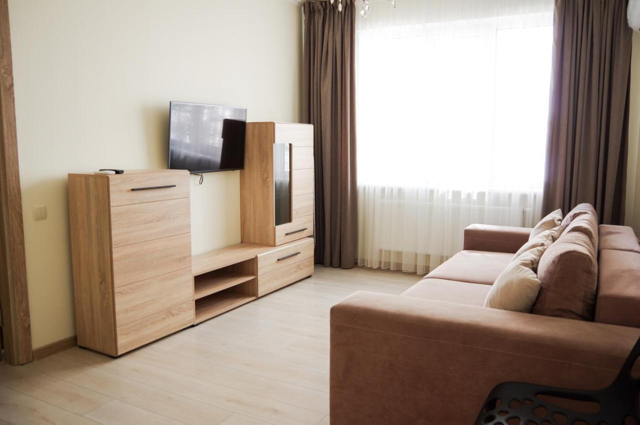 Chiernomorskie Apartamenty Odessa Esterno foto