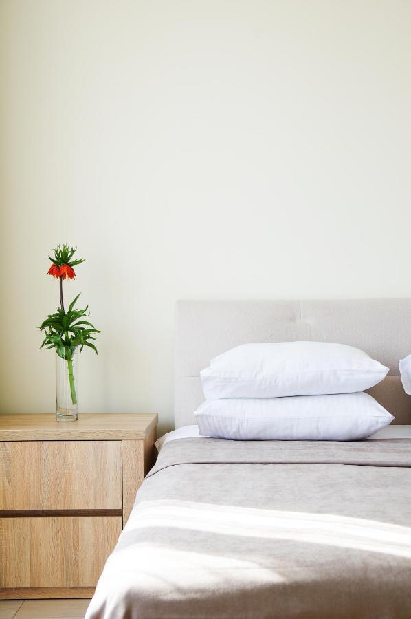 Chiernomorskie Apartamenty Odessa Esterno foto